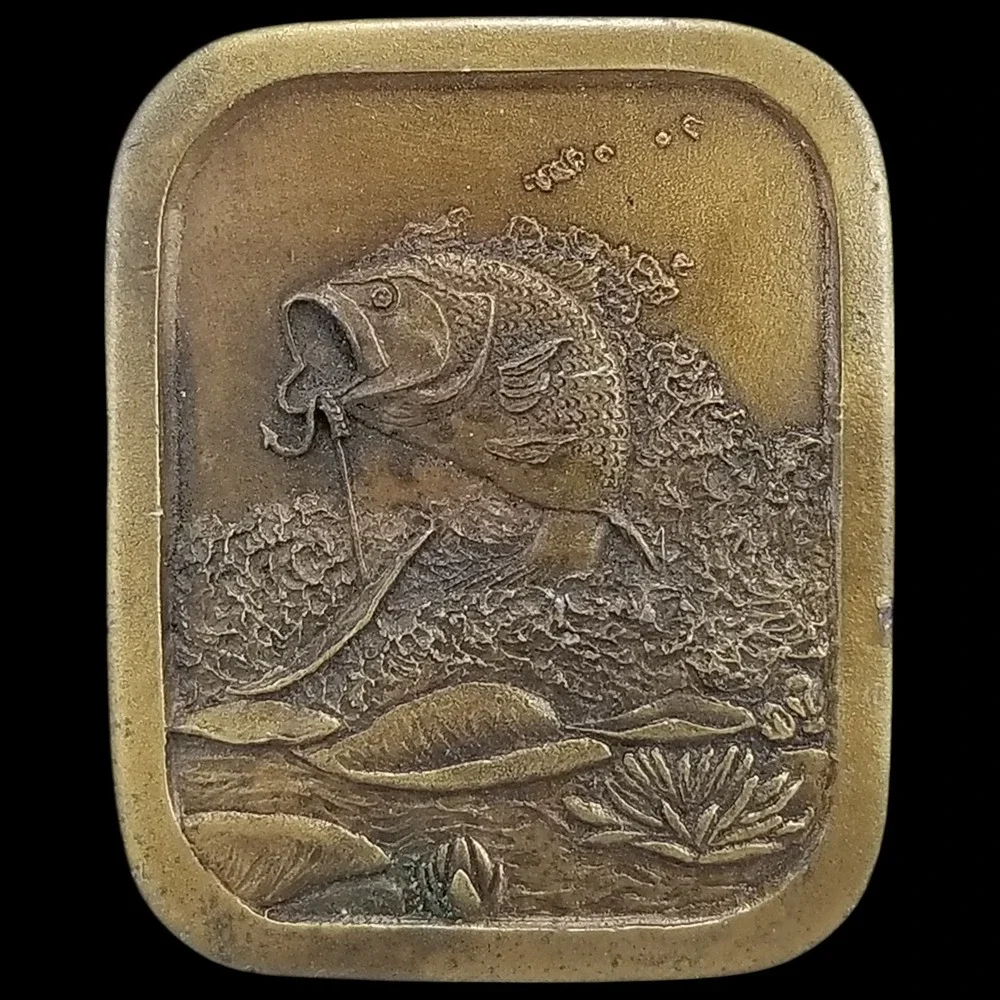 Vintage Indiana Metal Craft 1976 Bass Fish Belt Buckle Fishing Trophy Collectibl